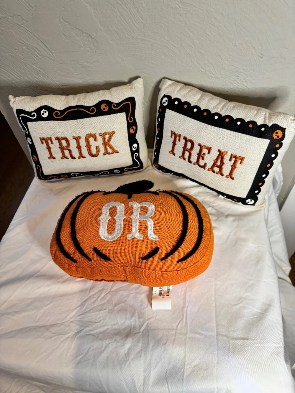 3-Piece Halloween Throw Pillow Set - Trick or Treat Pumpkin Decor
